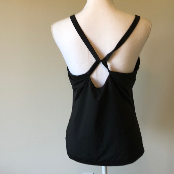 Reebok workout top - Picture 2 of 4